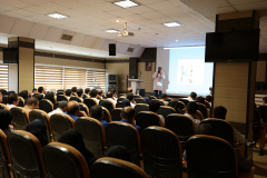 برگزاری کلاس پیشگیری و ارتقای سلامت برای کارکنان بیمارستان قلب شهید رجایی توسط دکتر اکبر نیک پژوه